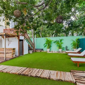 https://encantadora-suite-super-amplia-en-colibri-playa-del-carmen.tulum-hotels.net